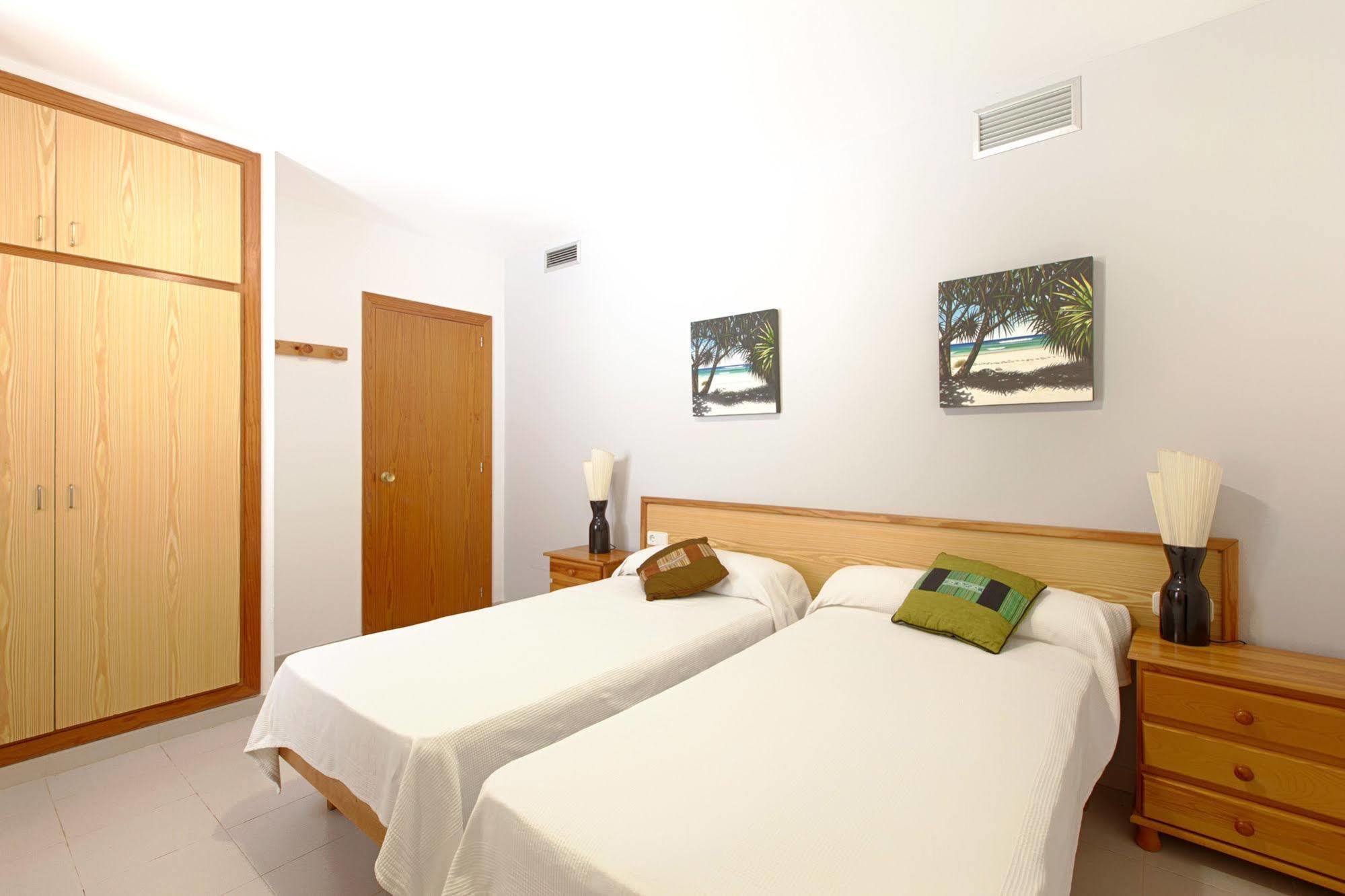 Apartamentos Colomar سانتا أيُلاريا ذيس ريو المظهر الخارجي الصورة
