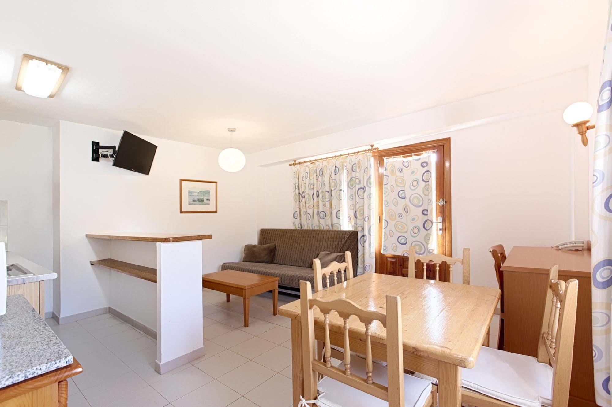 Apartamentos Colomar سانتا أيُلاريا ذيس ريو المظهر الخارجي الصورة
